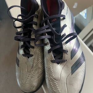 Adidas Men's Silver and Purple Predators (soccer or football)